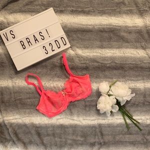 Victoria’s Secret Unlined Demi Bra